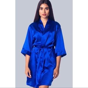 NWOT BOTTOMS OUT GAL Robe Size L